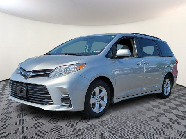 2020 Toyota Sienna LE