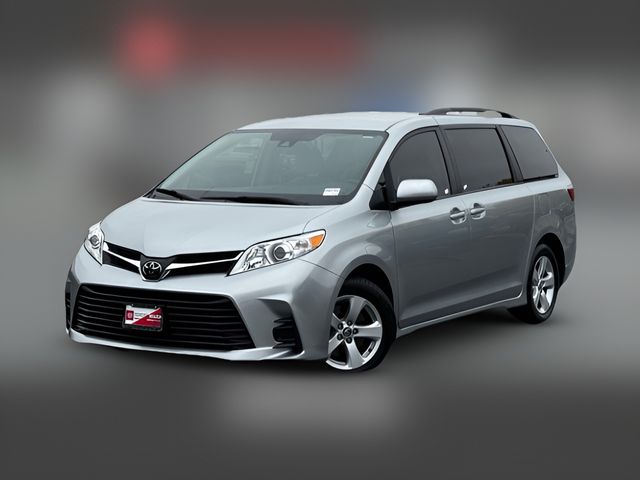 2020 Toyota Sienna LE Auto Access Seat
