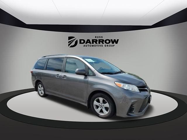 2020 Toyota Sienna LE