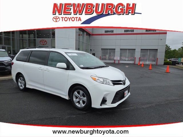 2020 Toyota Sienna LE