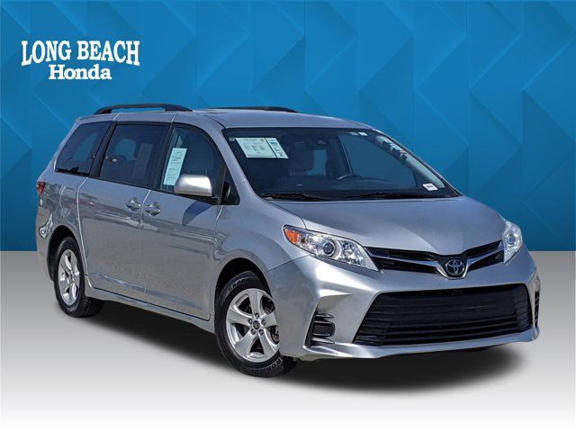 2020 Toyota Sienna LE