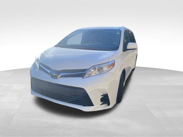 2020 Toyota Sienna LE