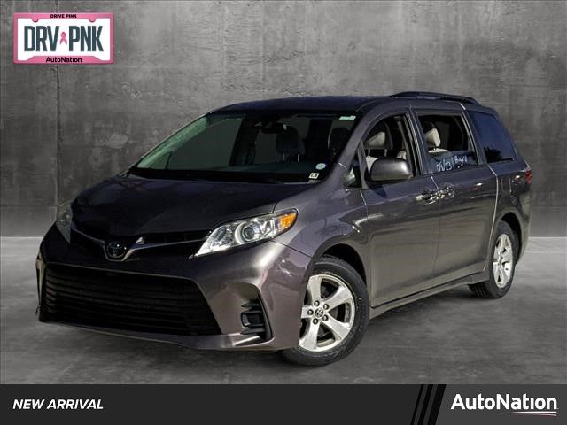 2020 Toyota Sienna LE