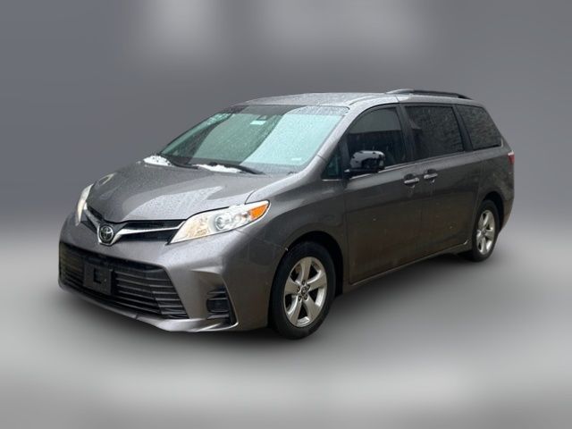 2020 Toyota Sienna LE