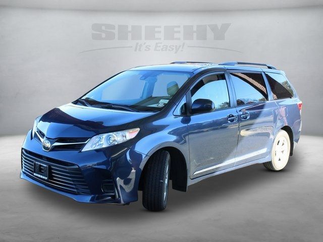 2020 Toyota Sienna LE