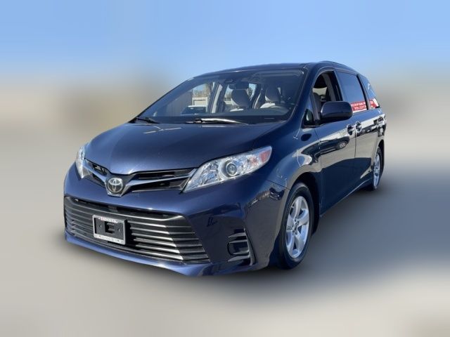 2020 Toyota Sienna LE