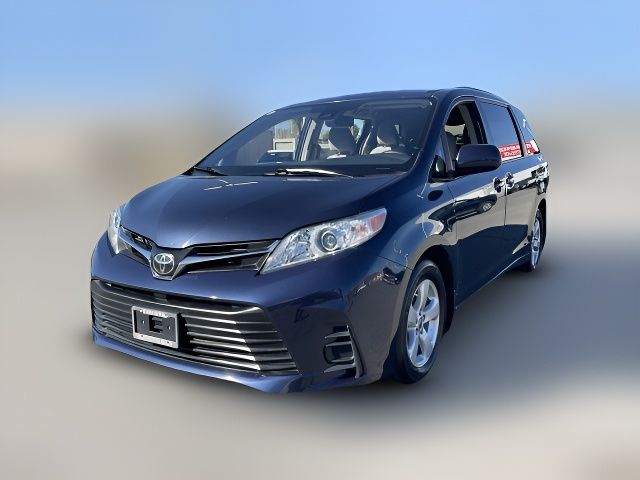 2020 Toyota Sienna LE