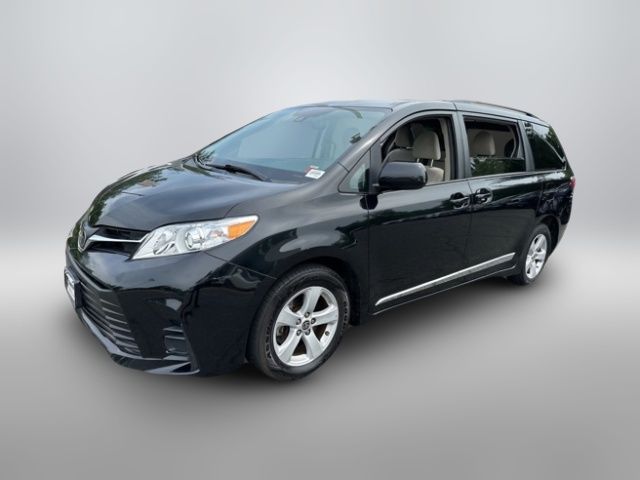 2020 Toyota Sienna LE