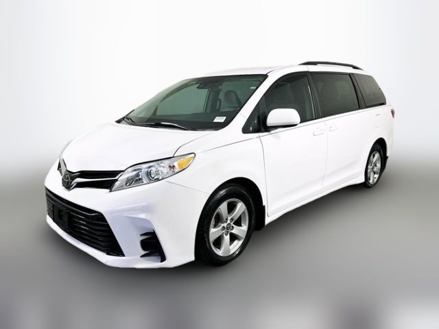 2020 Toyota Sienna LE