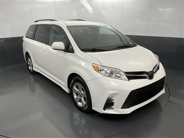 2020 Toyota Sienna 