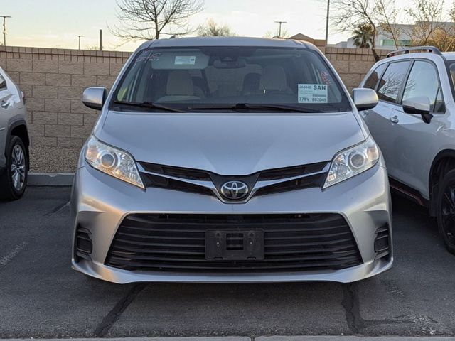 2020 Toyota Sienna LE