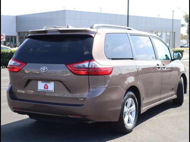 2020 Toyota Sienna 