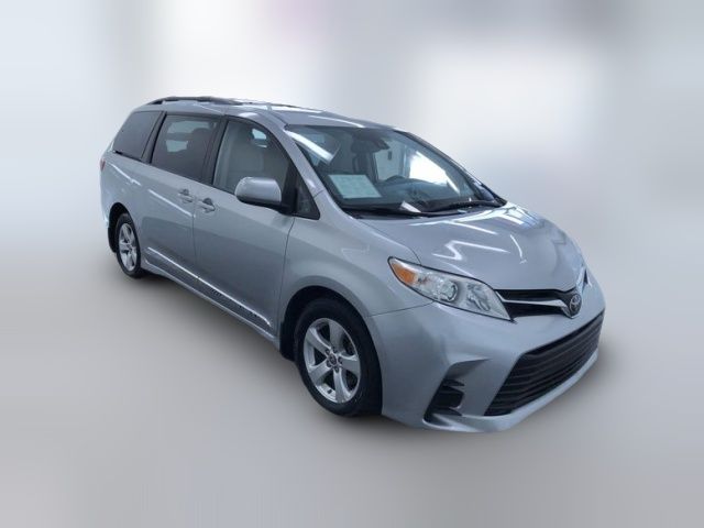 2020 Toyota Sienna LE