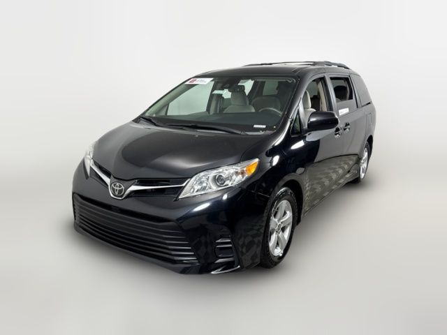2020 Toyota Sienna LE