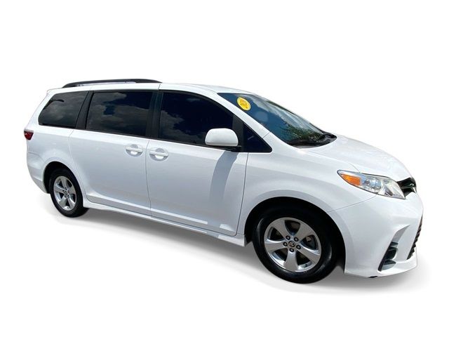 2020 Toyota Sienna LE