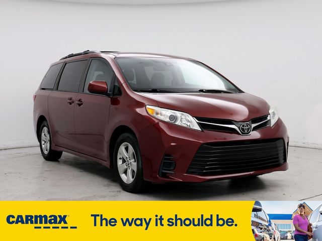 2020 Toyota Sienna LE