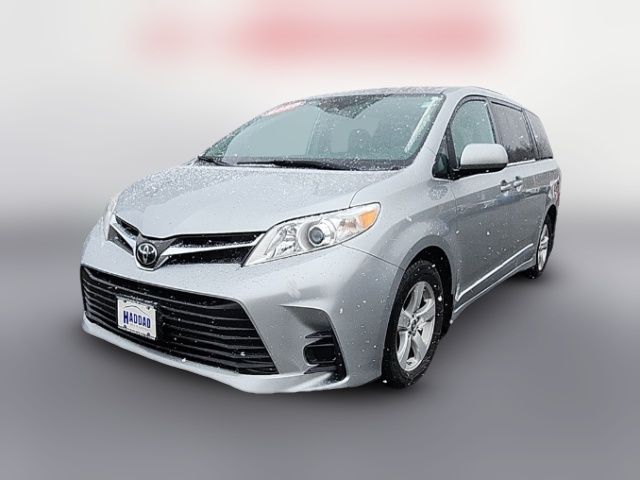 2020 Toyota Sienna LE