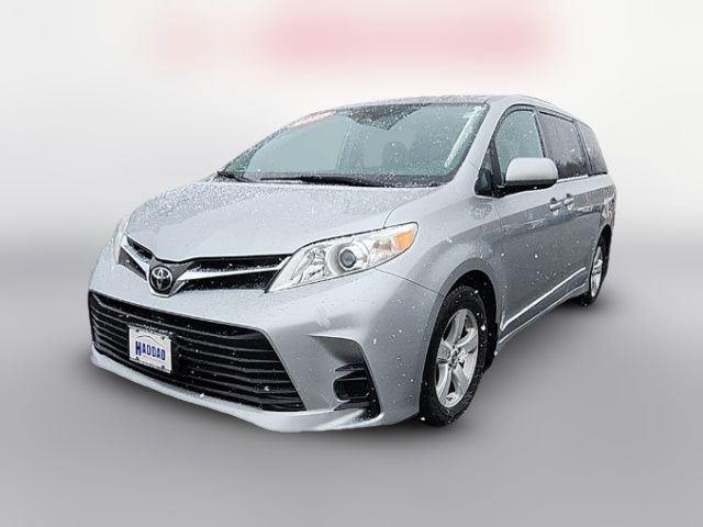 2020 Toyota Sienna LE