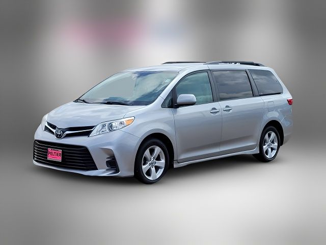 2020 Toyota Sienna LE Auto Access Seat