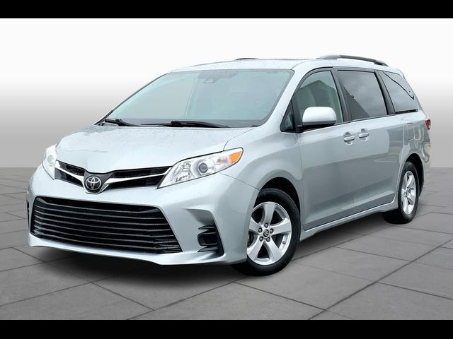 2020 Toyota Sienna LE