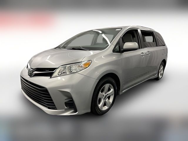 2020 Toyota Sienna LE