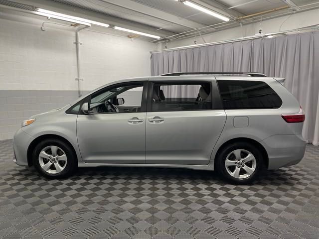 2020 Toyota Sienna LE