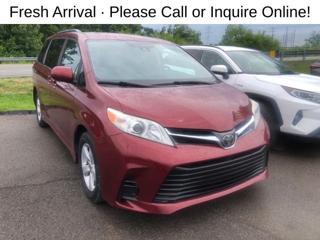 2020 Toyota Sienna LE