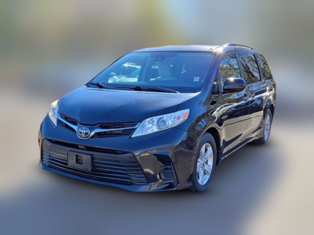 2020 Toyota Sienna LE