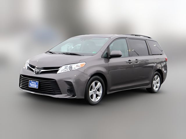 2020 Toyota Sienna LE