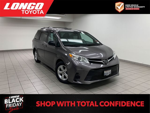 2020 Toyota Sienna LE