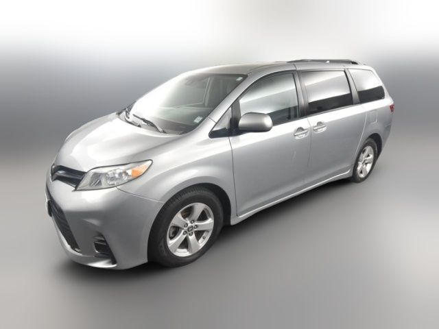 2020 Toyota Sienna LE