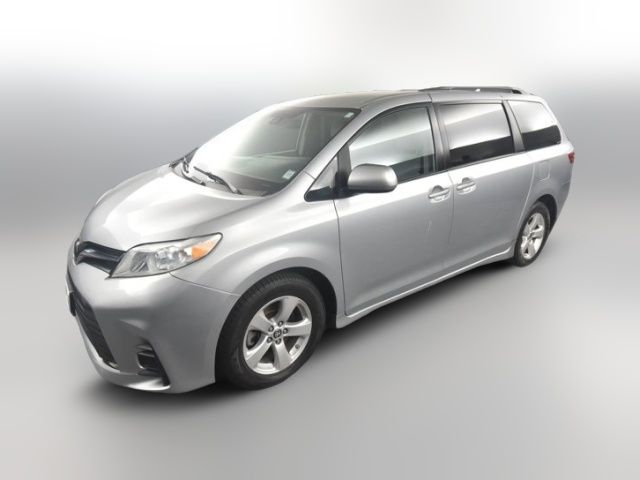 2020 Toyota Sienna LE