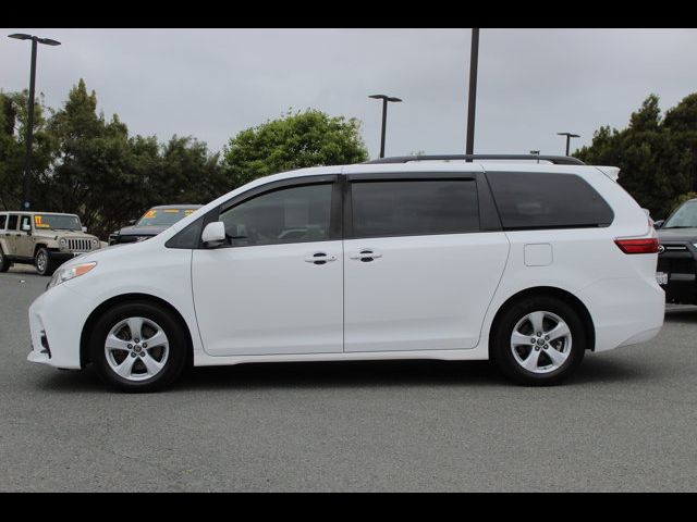 2020 Toyota Sienna 