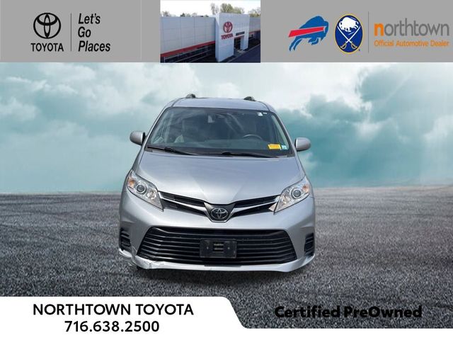 2020 Toyota Sienna 