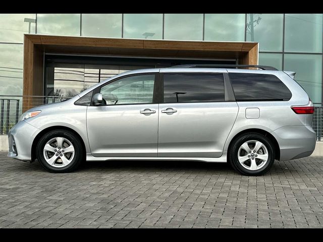 2020 Toyota Sienna 