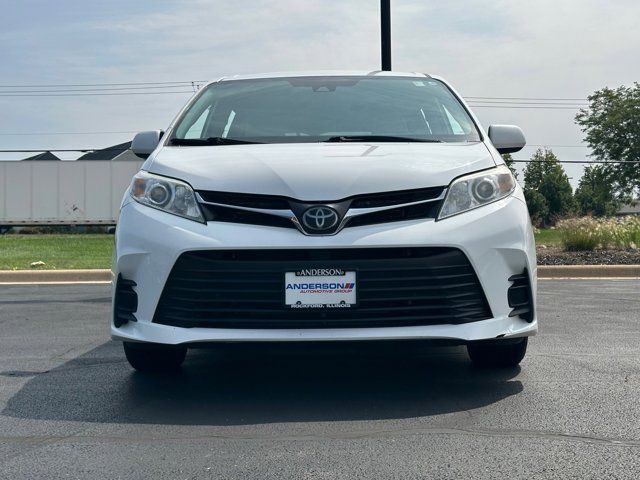 2020 Toyota Sienna LE