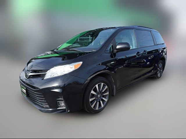 2020 Toyota Sienna LE