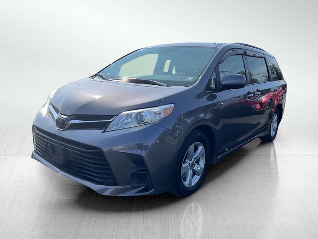 2020 Toyota Sienna 