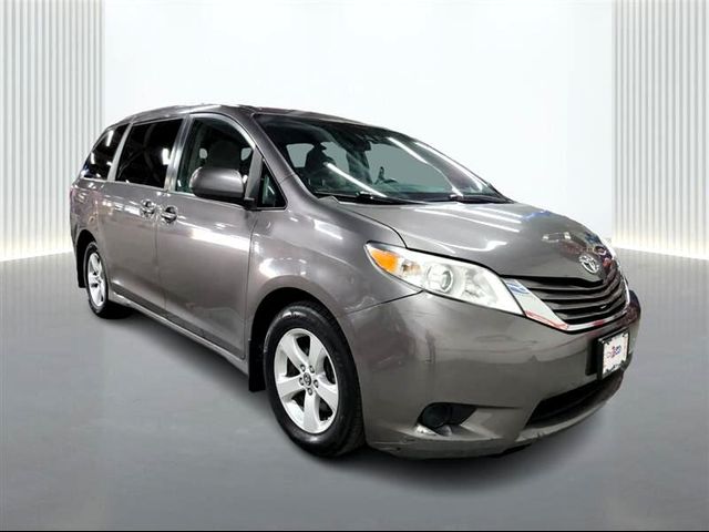 2020 Toyota Sienna 