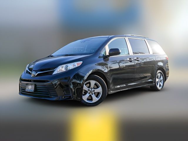 2020 Toyota Sienna LE