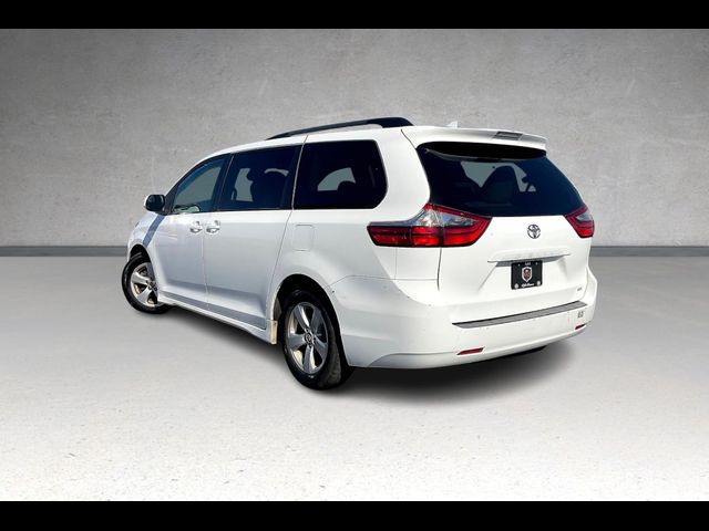 2020 Toyota Sienna LE Mobility