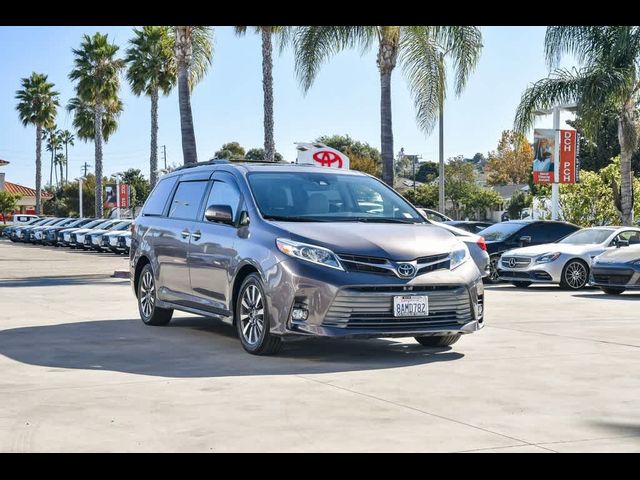 2020 Toyota Sienna Limited Premium