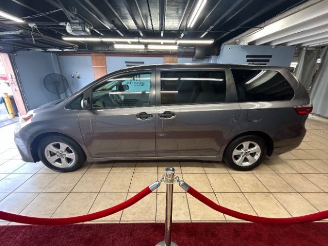 2020 Toyota Sienna L