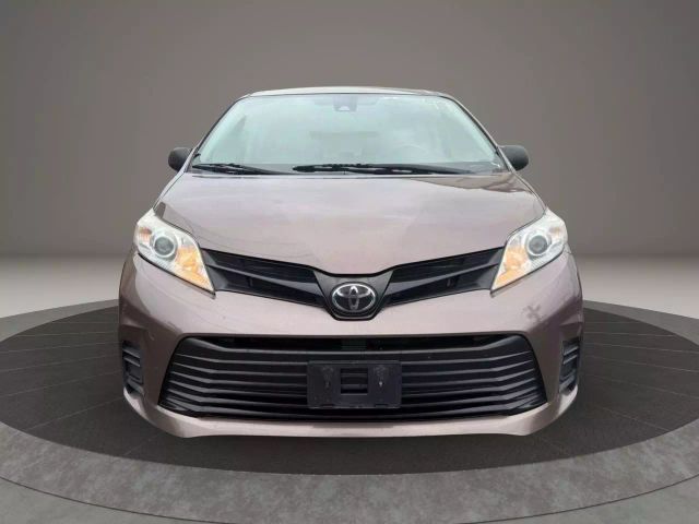 2020 Toyota Sienna L
