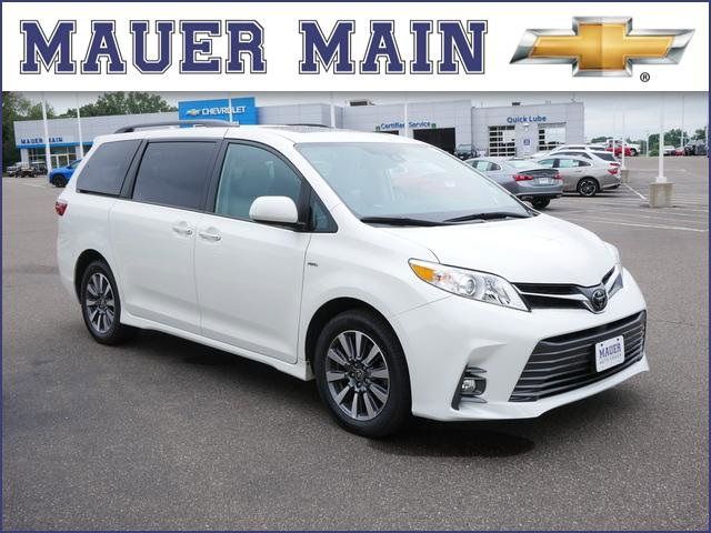 2020 Toyota Sienna 