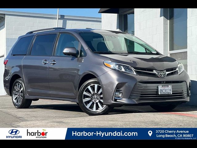 2020 Toyota Sienna 