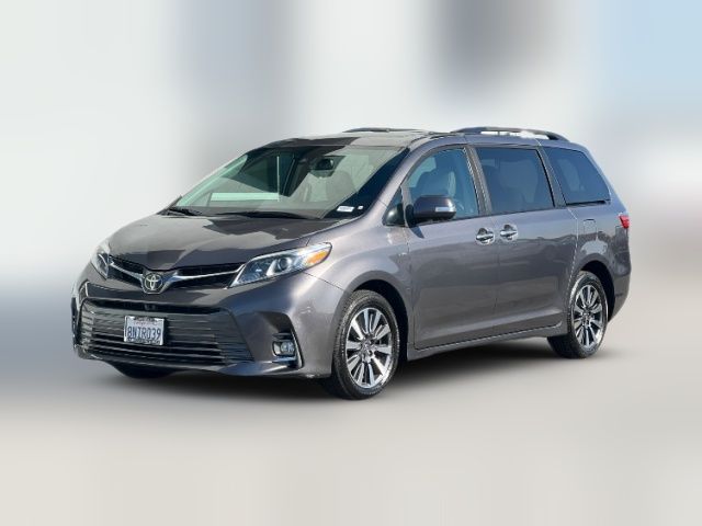 2020 Toyota Sienna 