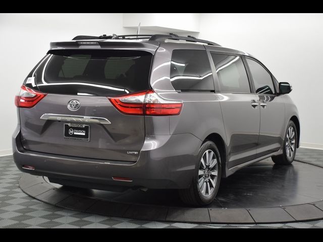 2020 Toyota Sienna Limited Premium