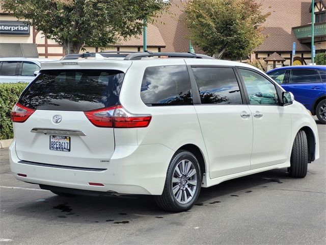 2020 Toyota Sienna 