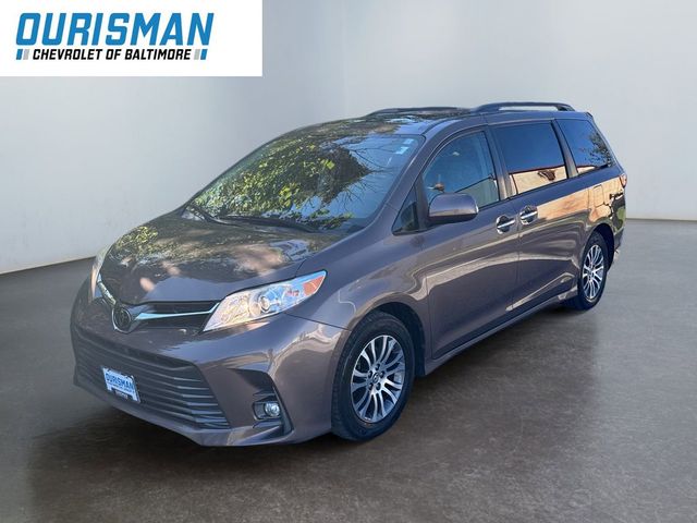 2020 Toyota Sienna 